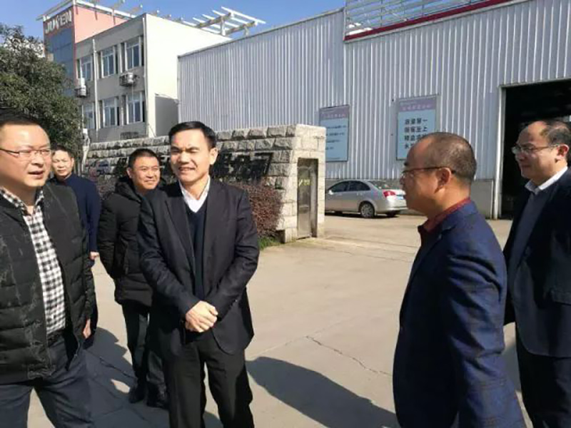 春とともに東風が戻り、枝に花を咲かせます---2018年新年の辞令