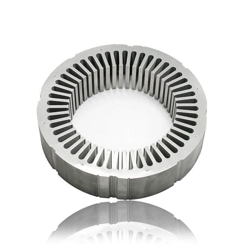 発電機モーターのステーターとローターコアの歯とスロットの形状は、磁束分布とトルク出力にどのような影響を与えますか?